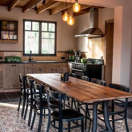 Kerkdreef8 Bed & Breakfast Merkem ภายนอก รูปภาพ